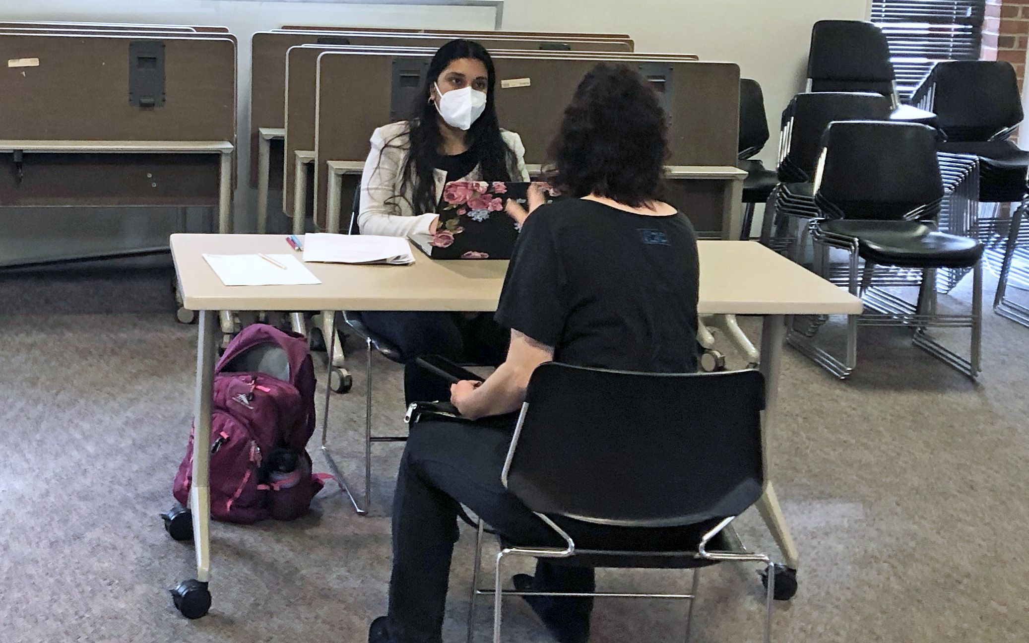 Priyanka Shah 2L provides tax advice to a client at a walk-in clinic in Baltimore County. 