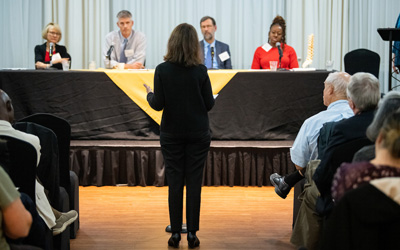 Members of the community asked UMB researchers questions about the impact and treatment of chronic pain at a recent forum. 