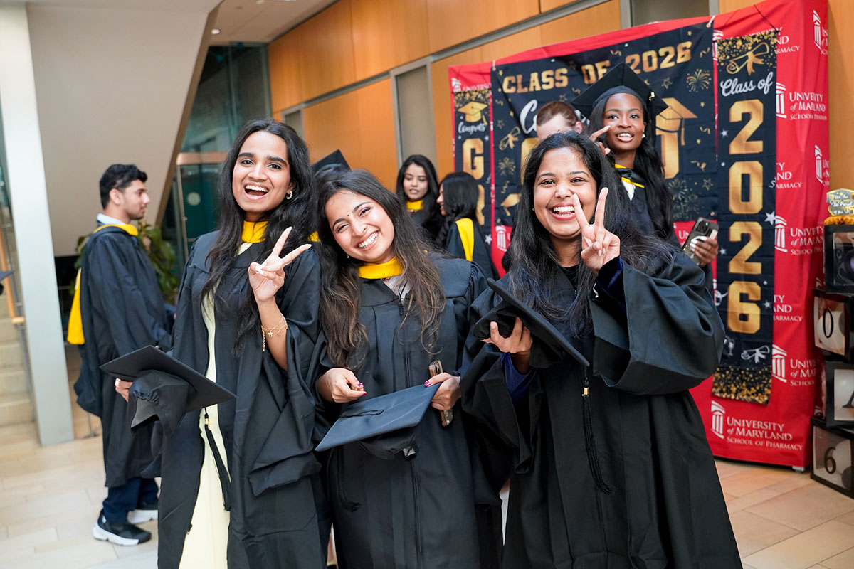 Group of UMB School of Pharmacy Students posing for a photo.