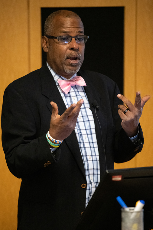 Steven K. Ragsdale delivers his presentation “350 Years of Race, Class, and Social Systems: The Baltimore, Md., Story.”