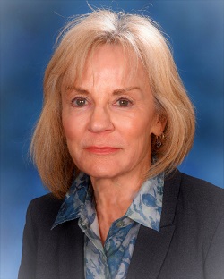 Kelly Hopper, Clinical Veterinarian and Associate Director